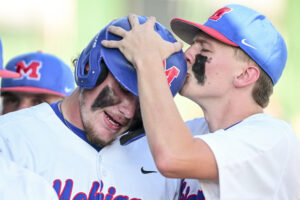 Silvers and Nutter cash in with 2 outs as MHS stays alive in Regional Series to force Game 3 at Bridgeport